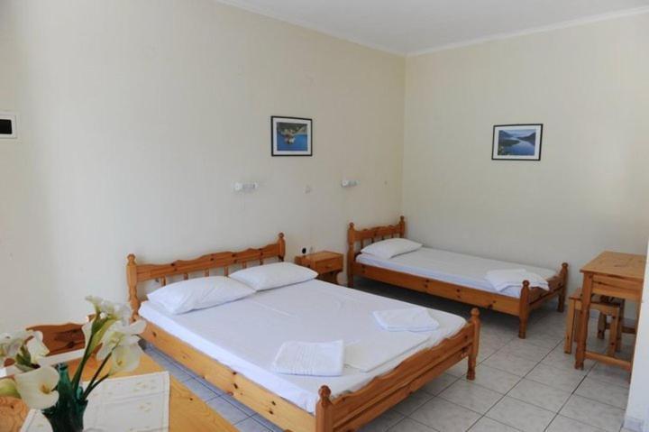 Mediterraneo Studios Vasilikí Zimmer foto